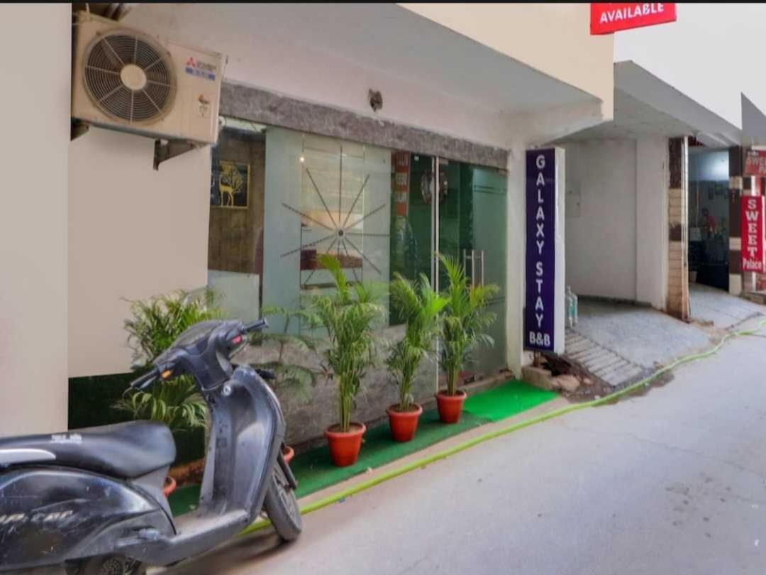 Hotel O Galaxy Stay 뉴델리 외부 사진